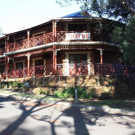 Heritage Country Motel Perth Extérieur photo