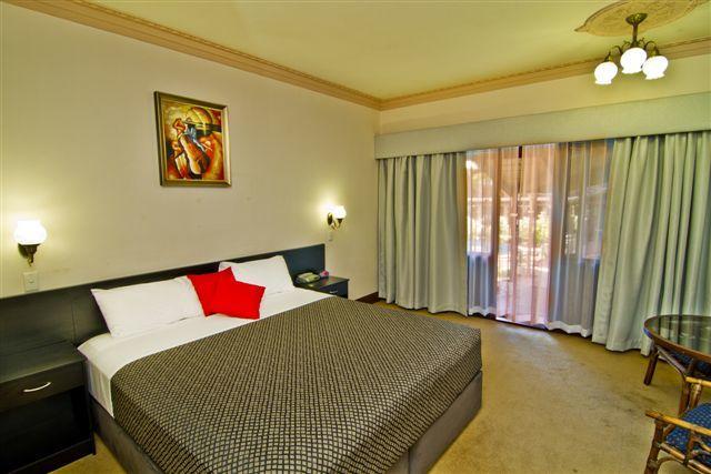Heritage Country Motel Perth Extérieur photo