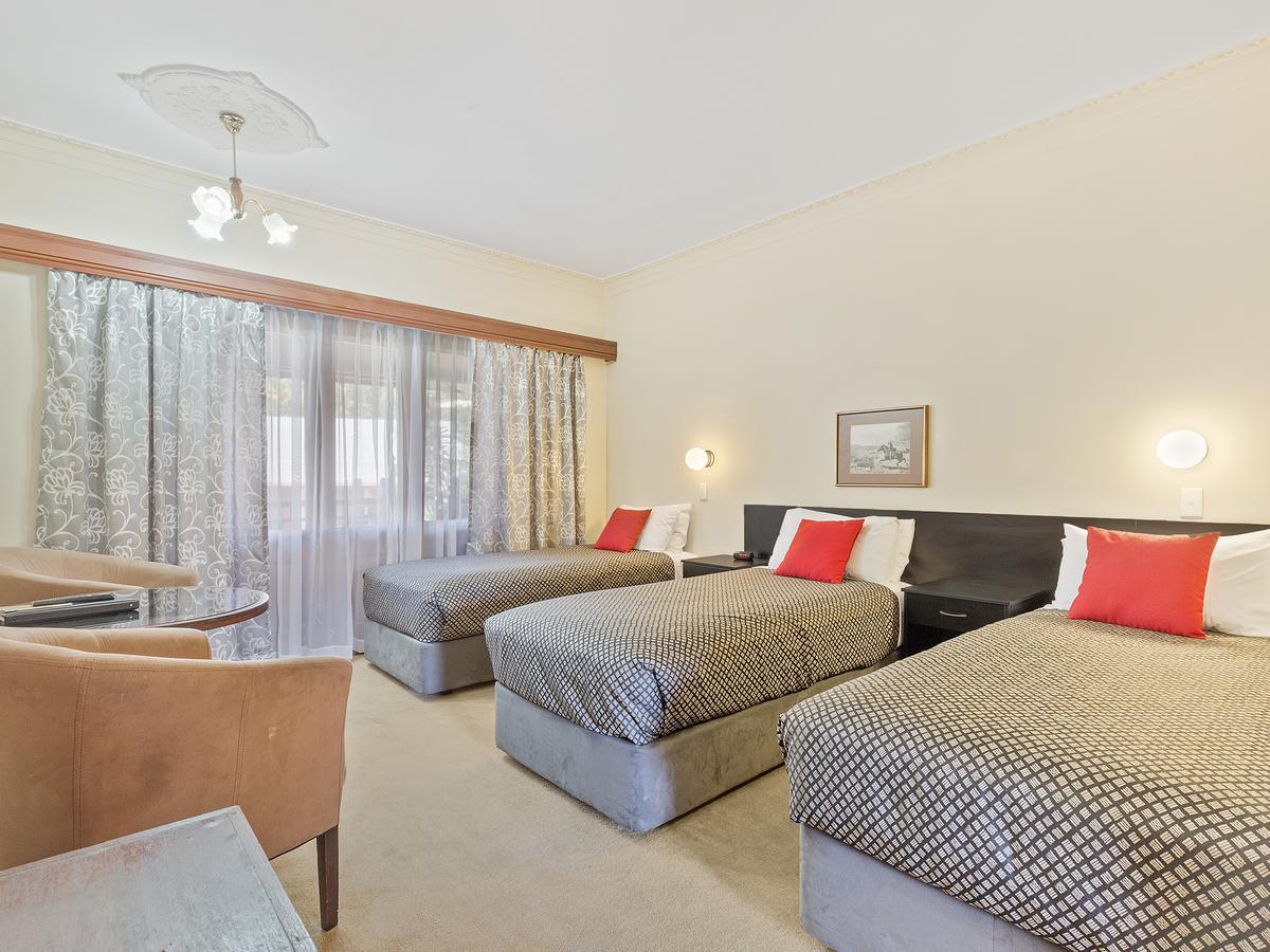 Heritage Country Motel Perth Extérieur photo