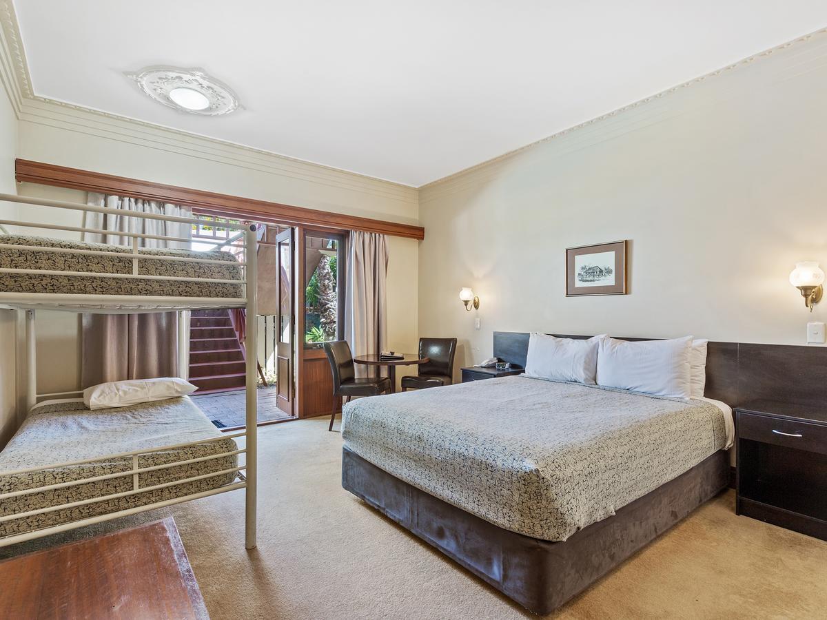Heritage Country Motel Perth Extérieur photo