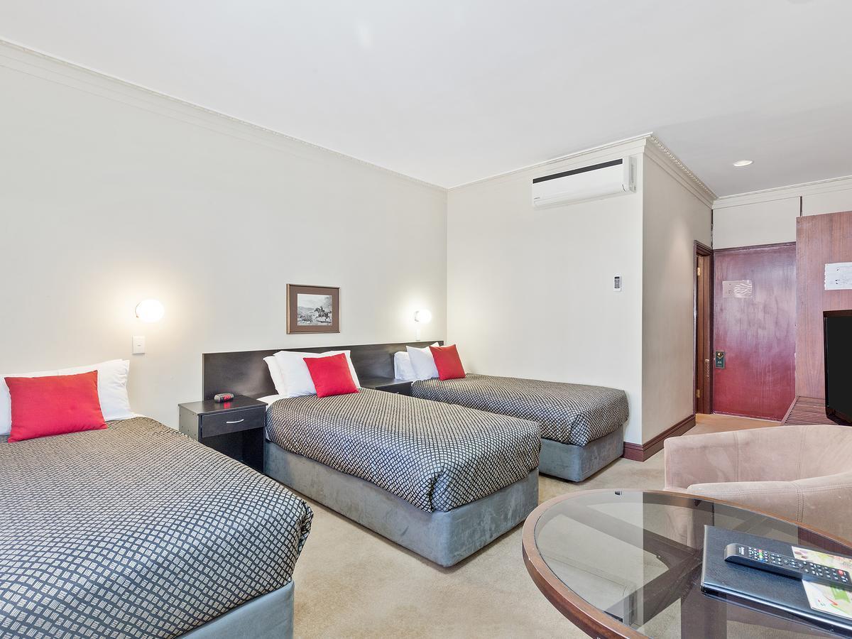Heritage Country Motel Perth Extérieur photo